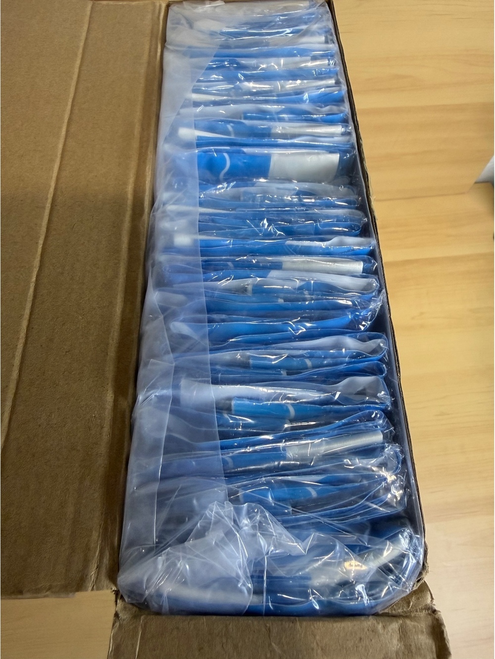 Nuogo Disposable Urine Bags 900cc - 100 Pack Portable Emergency Pee Bags for Men